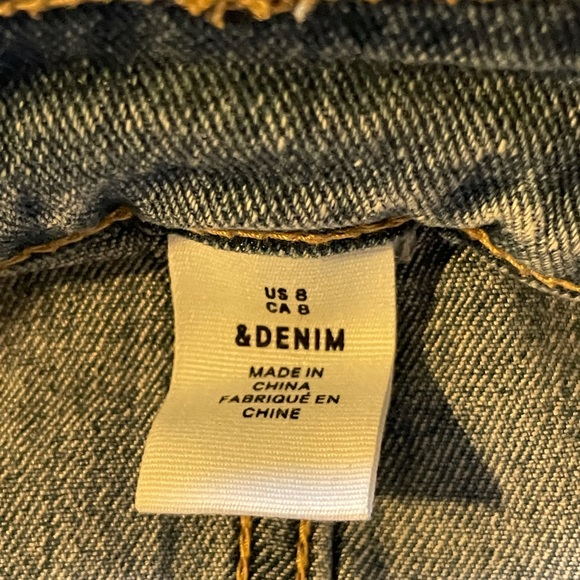 Denim mini skirt H&M size 8 - Picture 3 of 4